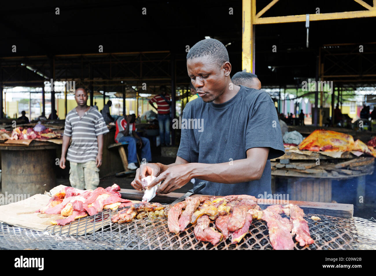 Man grilling meat on a market in the township of Katutura, Windhoek, Namibia,  Africa Stock Photo - Alamy