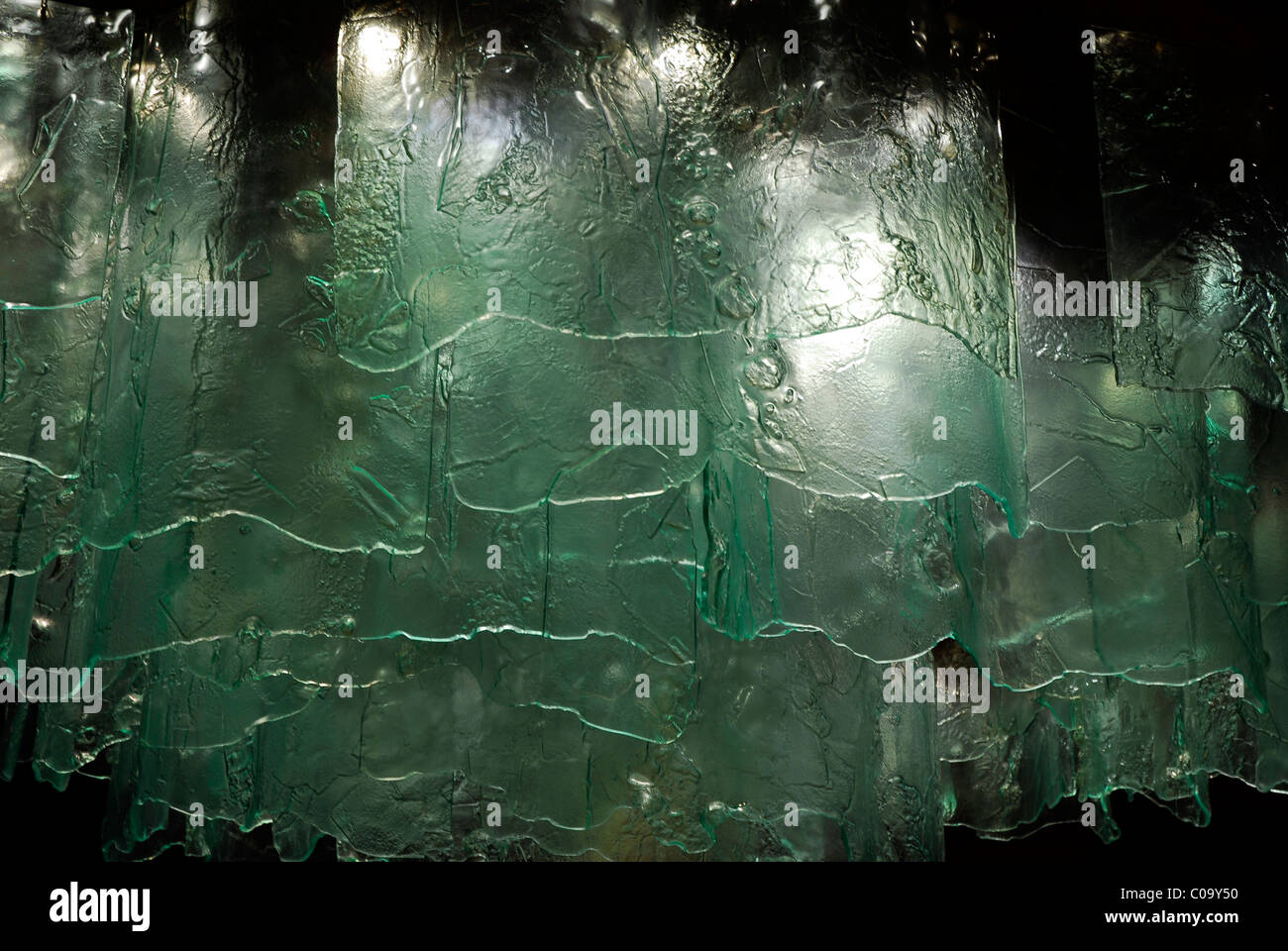 patterned glass pendant light fixture