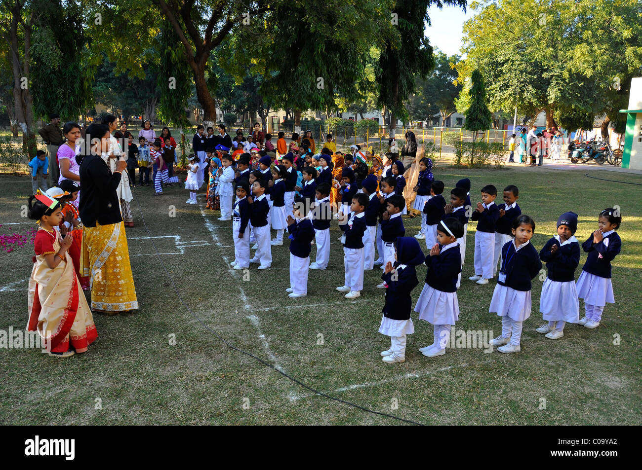 School prayer hi-res stock photography and images - Alamy