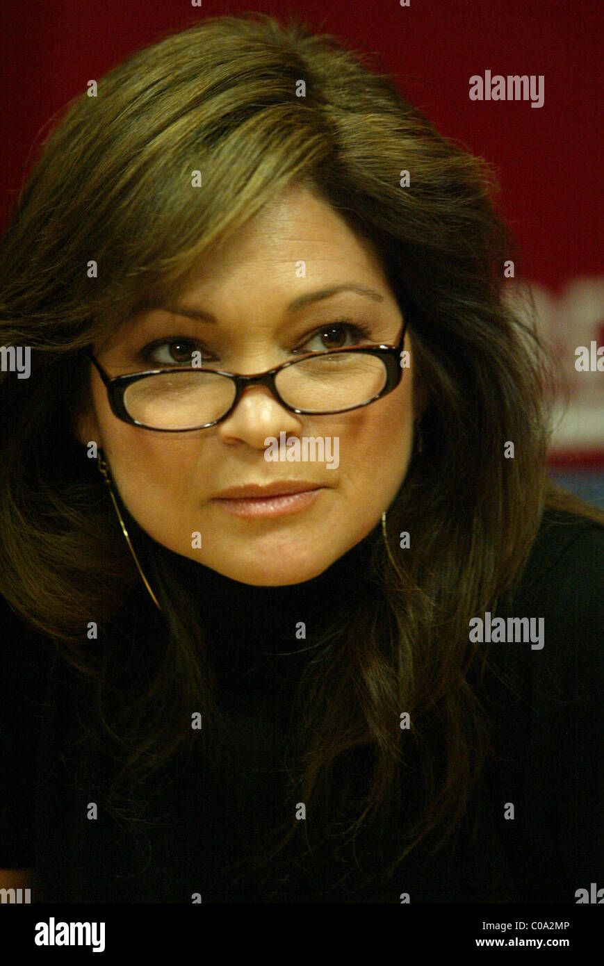 Valerie Bertinelli signs copies of her book 'Losing It' at Borders  Washington, DC, USA - 07.03.08 WENN Stock Photo - Alamy