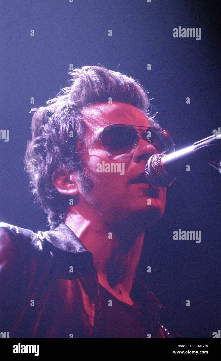 Kelly Jones of the Stereophonics performing live from the 'Pull The Pin Tour 2007/2008' at the