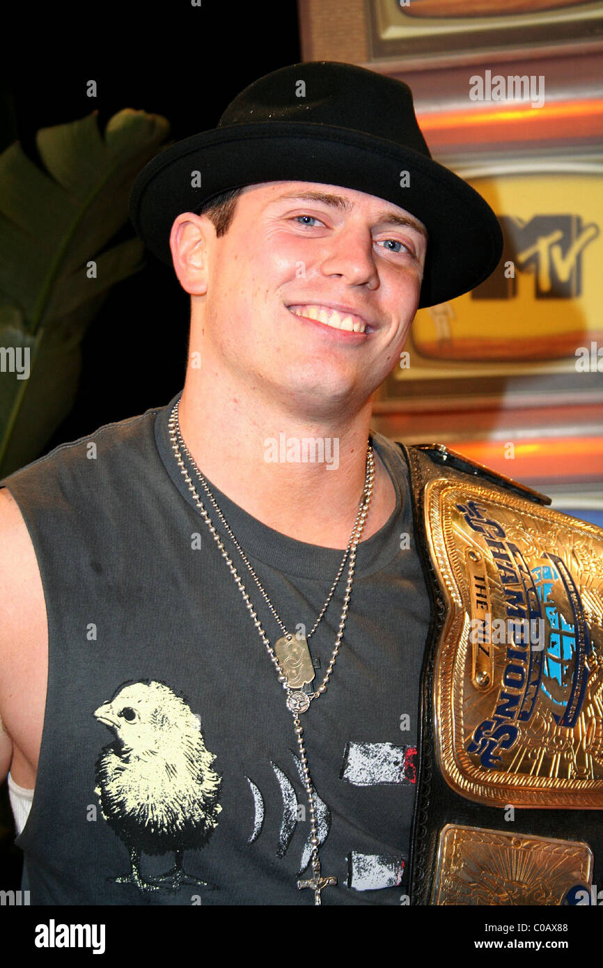 Mike mizanin real world hi-res stock photography and images - Alamy