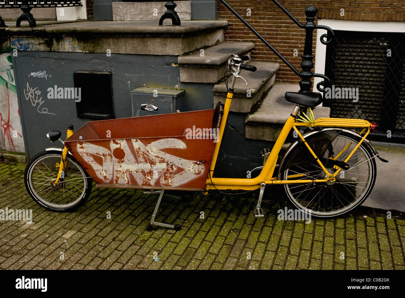Bakfiets holland hi-res stock photography and images - Alamy