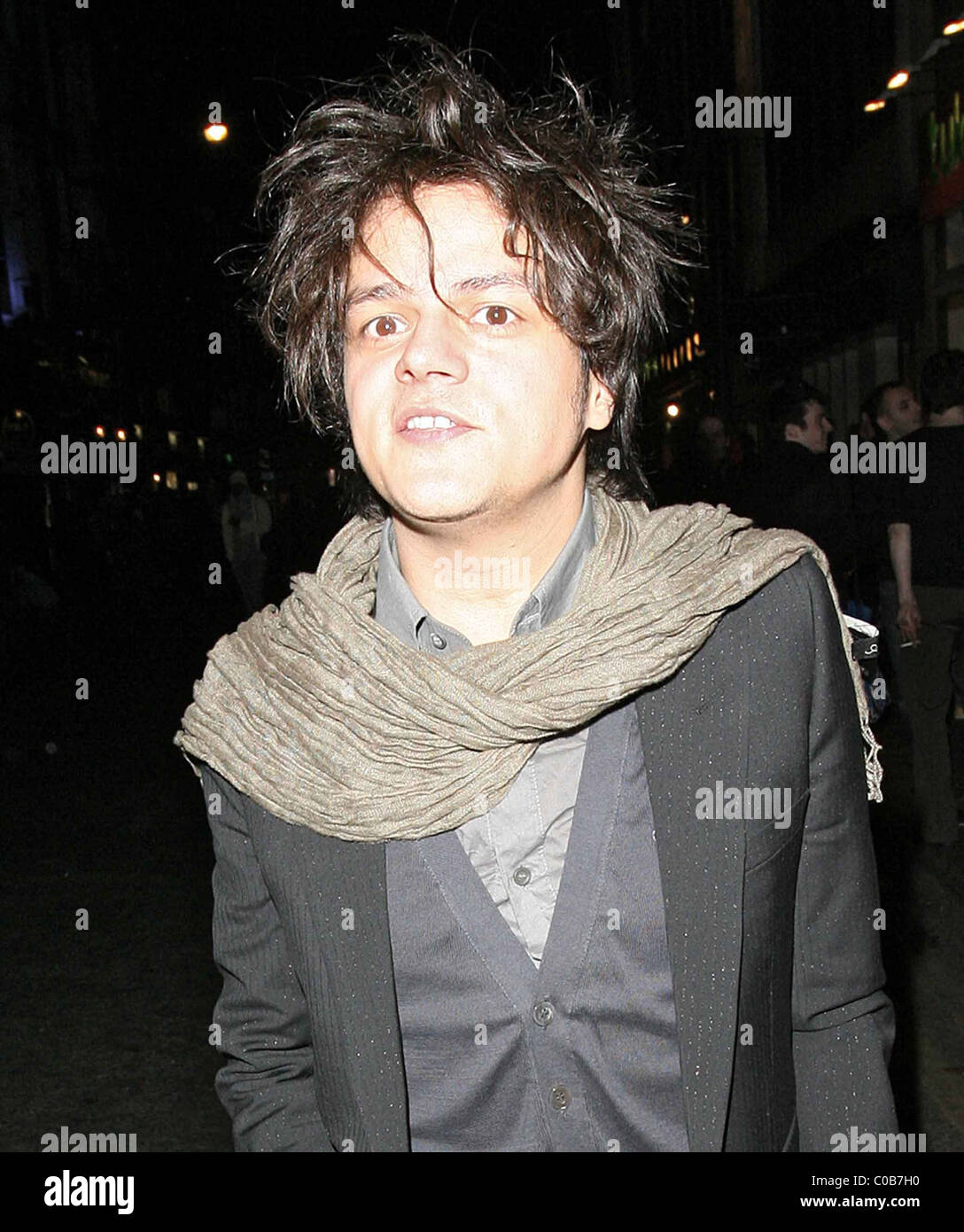 Jamie Cullum walking down Old Compton Street just after 10pm with very