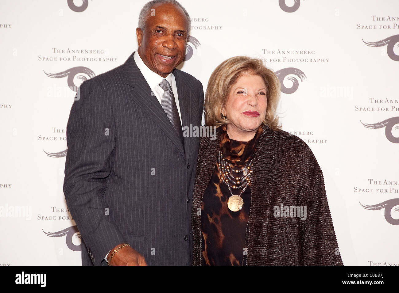 Hall-of-Fame Baseball player and coach, Frank Robinson with Wallis  Annenberg Opening of Legendary Sports photographers Neil Stock Photo - Alamy