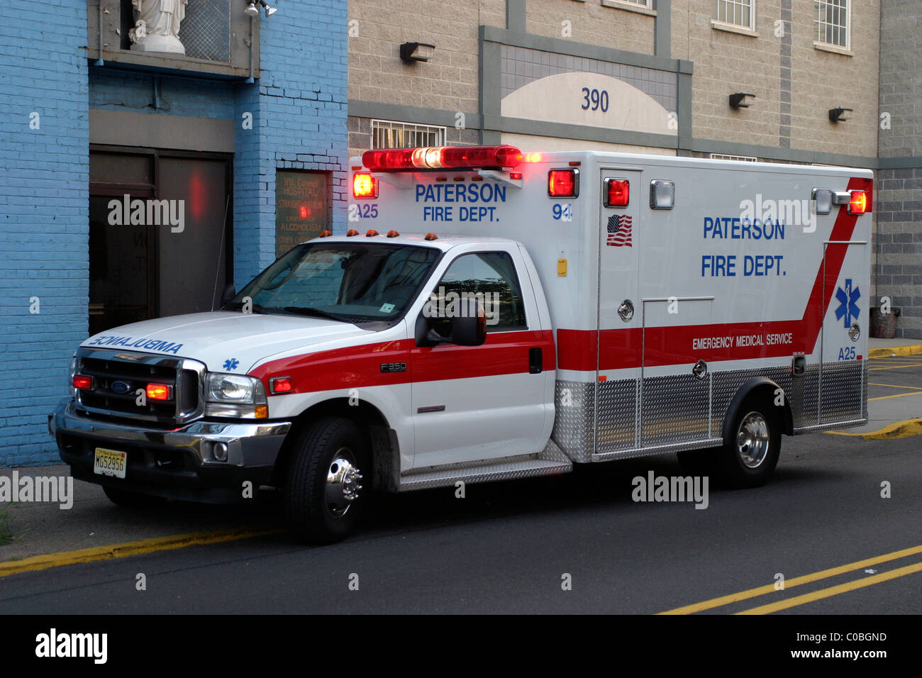 American Ambulance Stock Photo 34675353 Alamy