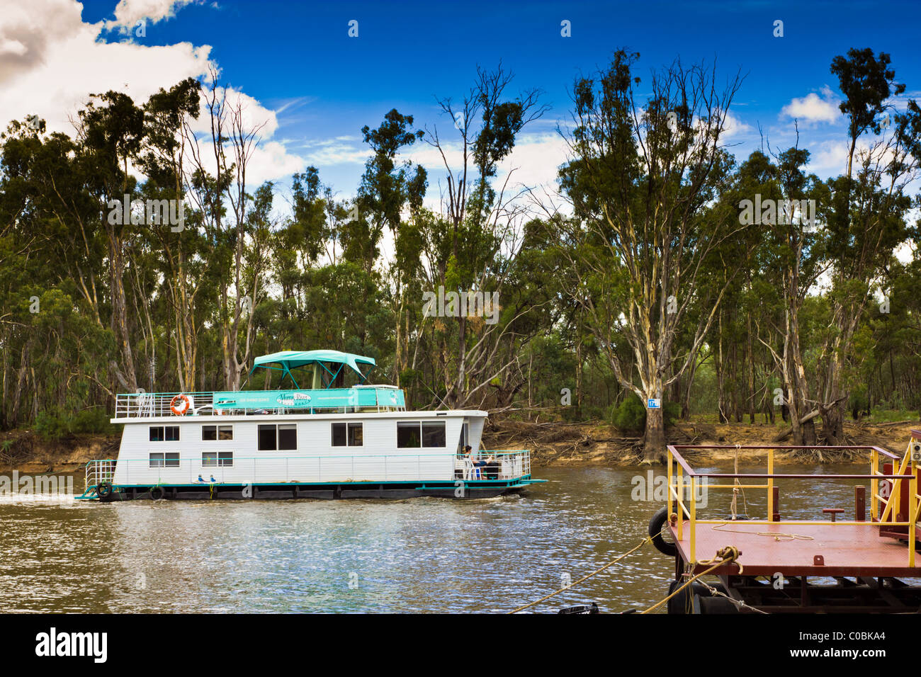 Houseboat Murray River Australia Stock Photos &amp; Houseboat ...