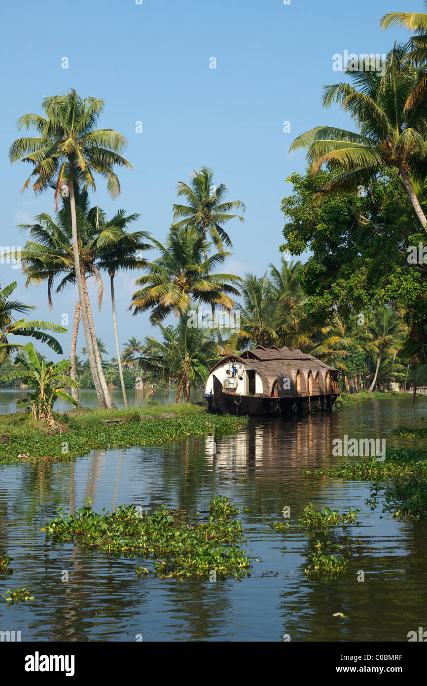 Houseboat on Kerala backwaters Stock Photo - Alamy