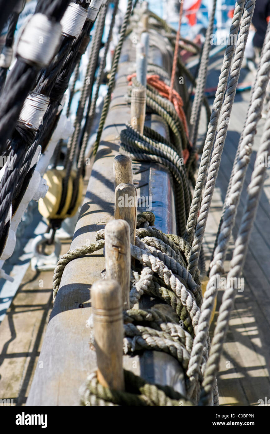 Tied ropes on a sailing ship Stock Photo - Alamy