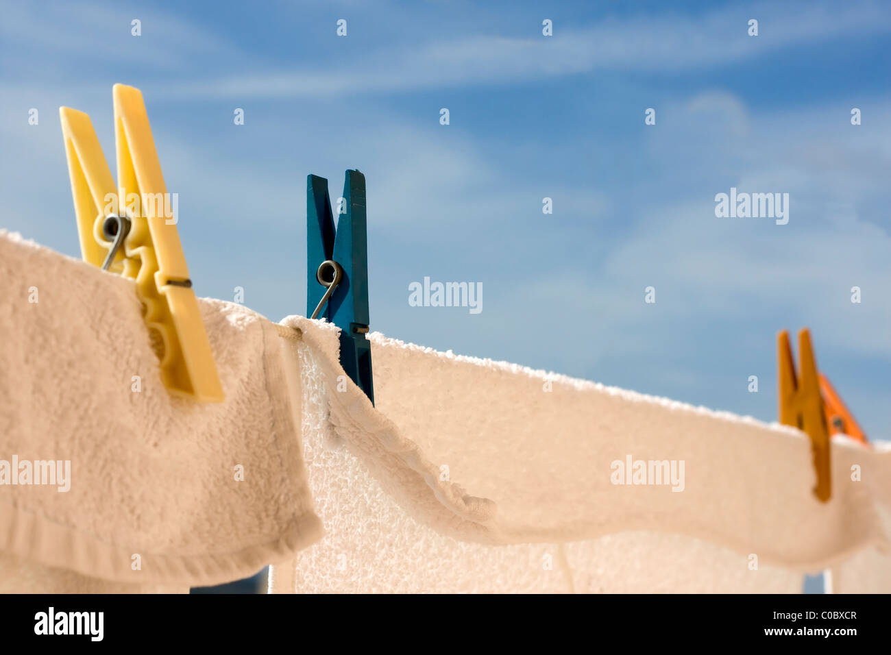Laundry hang up hires stock photography and images Alamy