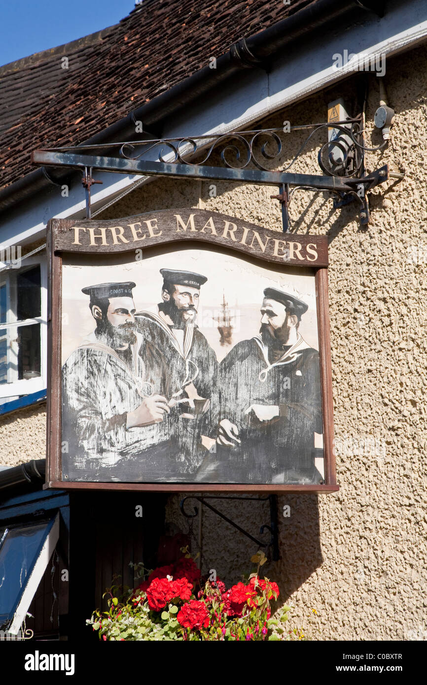 Three Mariners pub sign, Bagshot, Surrey Stock Photo Alamy