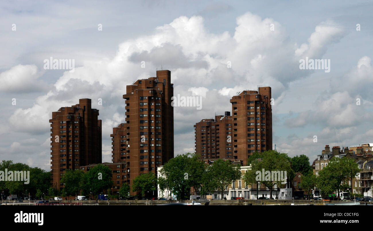 London England Tower Blocks Stock Photo Alamy
