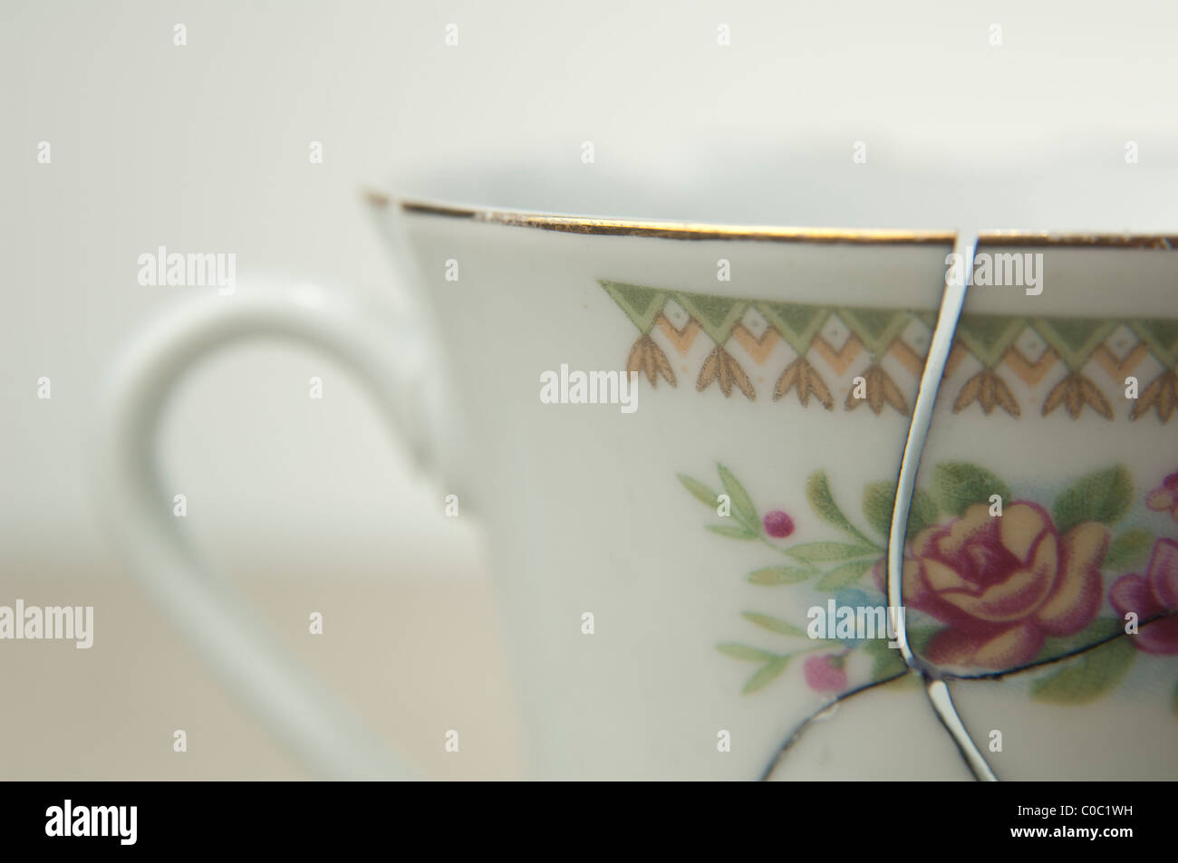 Broken Cup Tea High Resolution Stock Photography and Images Alamy