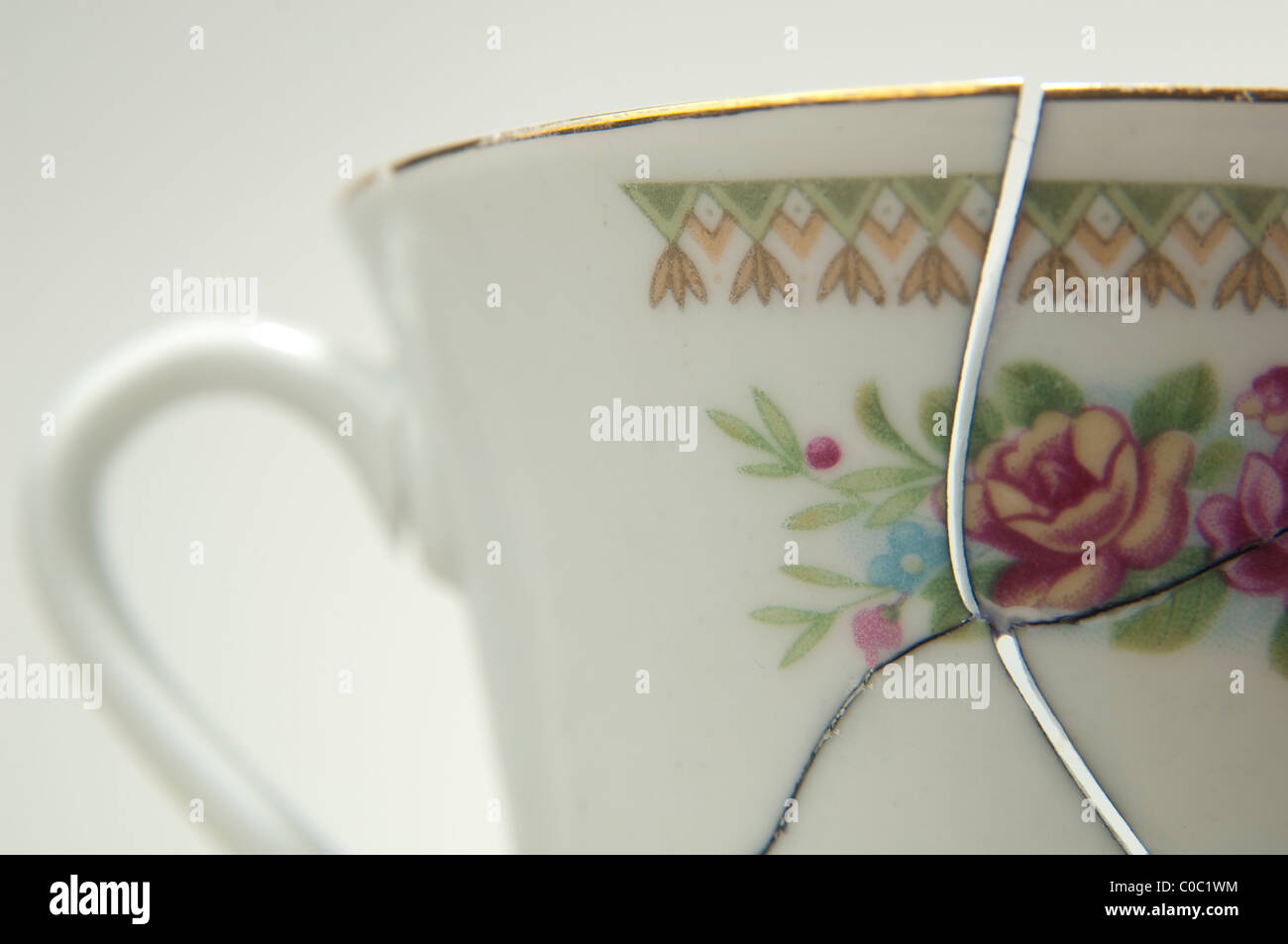Broken Cup Tea High Resolution Stock Photography and Images Alamy
