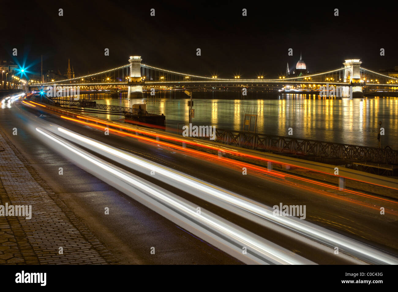 The Chain Bridge at night in Budapest Stock Photo