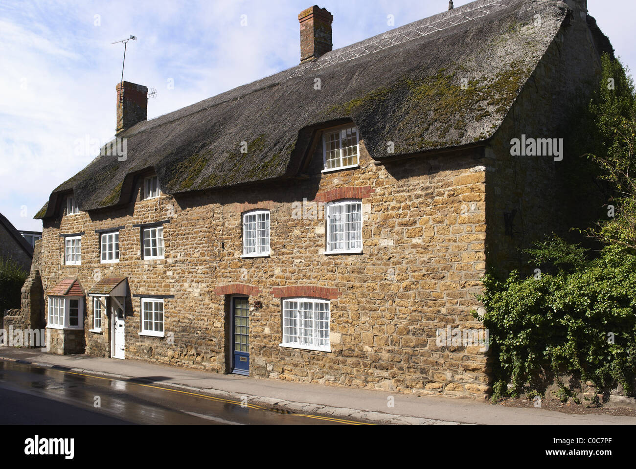 Dorset Abbotsbury village old houses Stock Photo Alamy