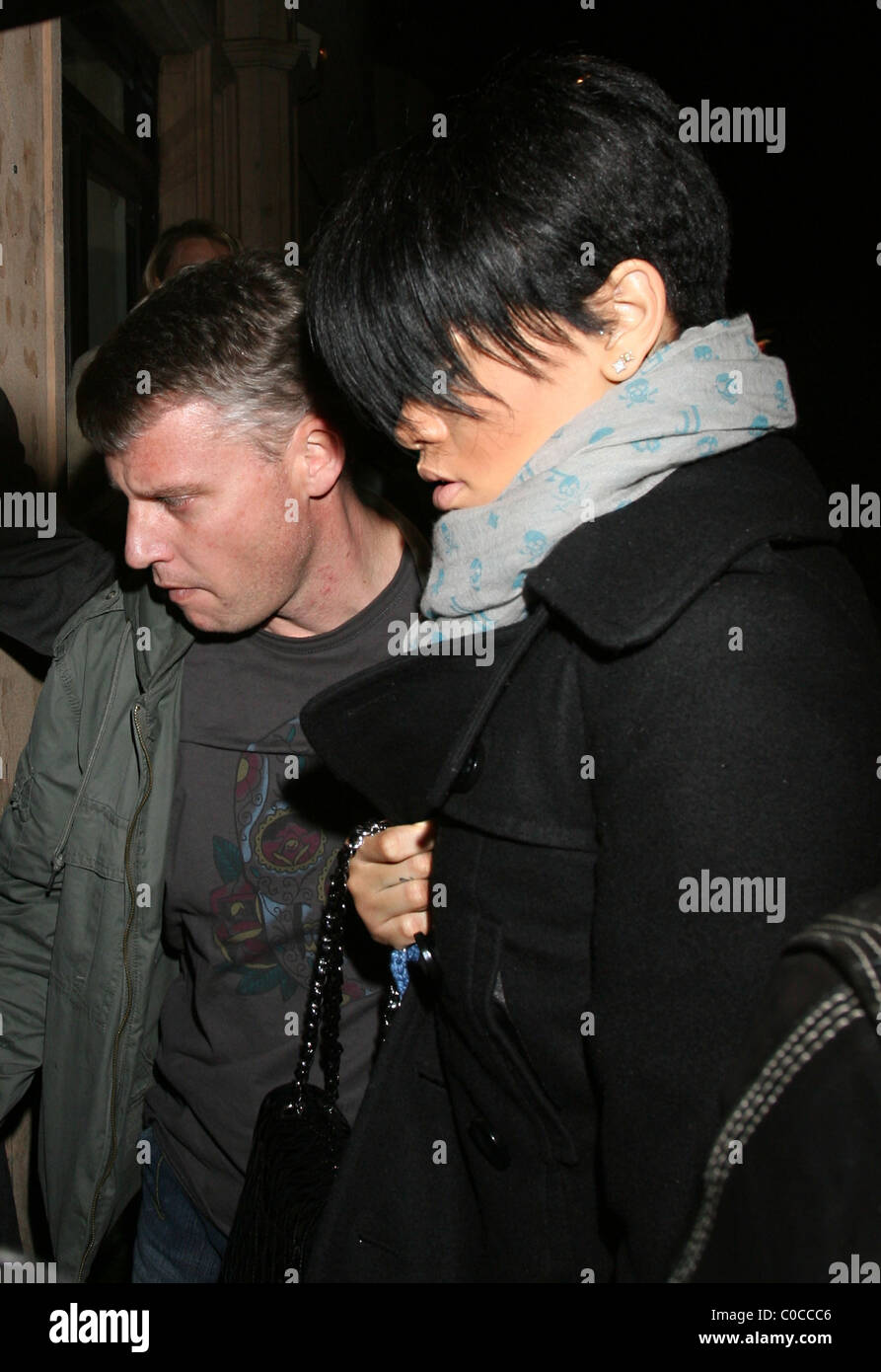 Rihanna leaving Maya at 3.00am, after spending the evening