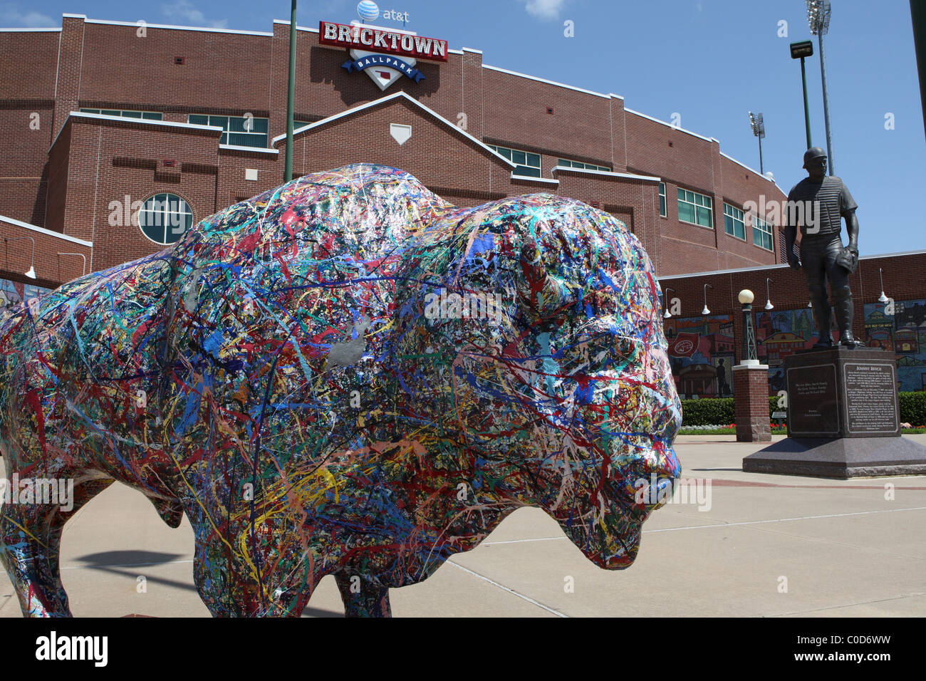 bison statue Stock Photo - Alamy
