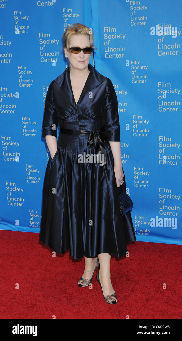 Meryl Streep 35th Annual Film Society Of Lincoln Center Gala Tribute To Meryl Streep At Avery Fisher Hall Lincoln Center Stock Photo Alamy