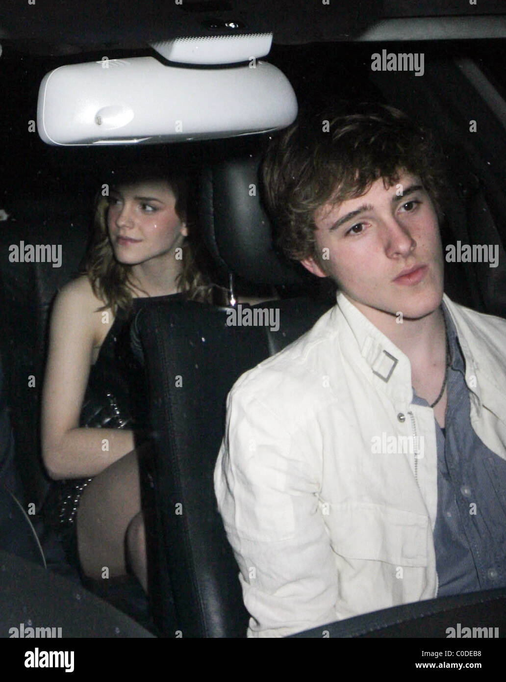 Xotin, er, dost porno video