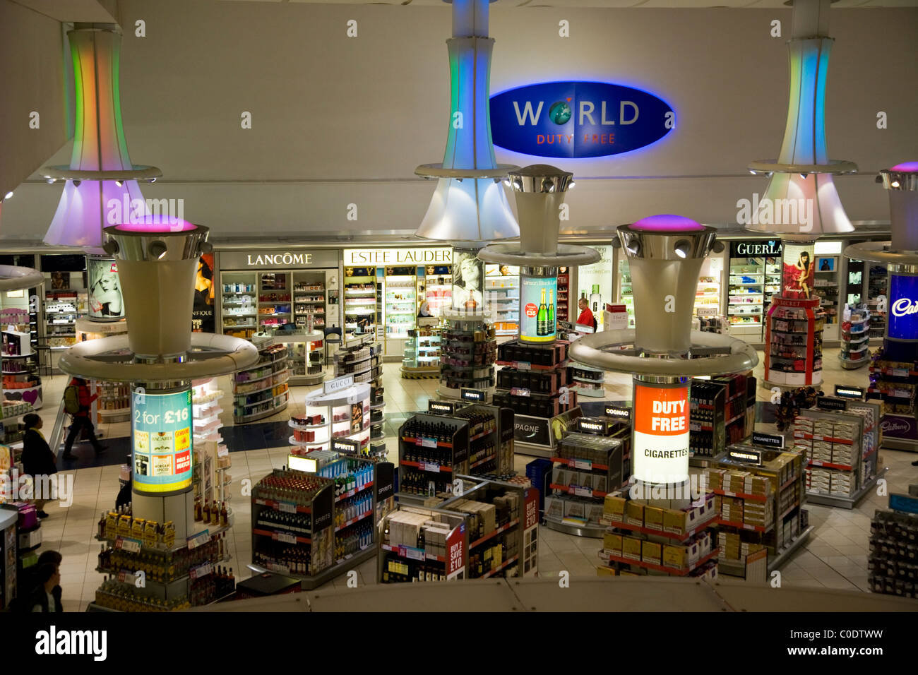 London shopping mall hi res stock photography and images Page 17 Alamy