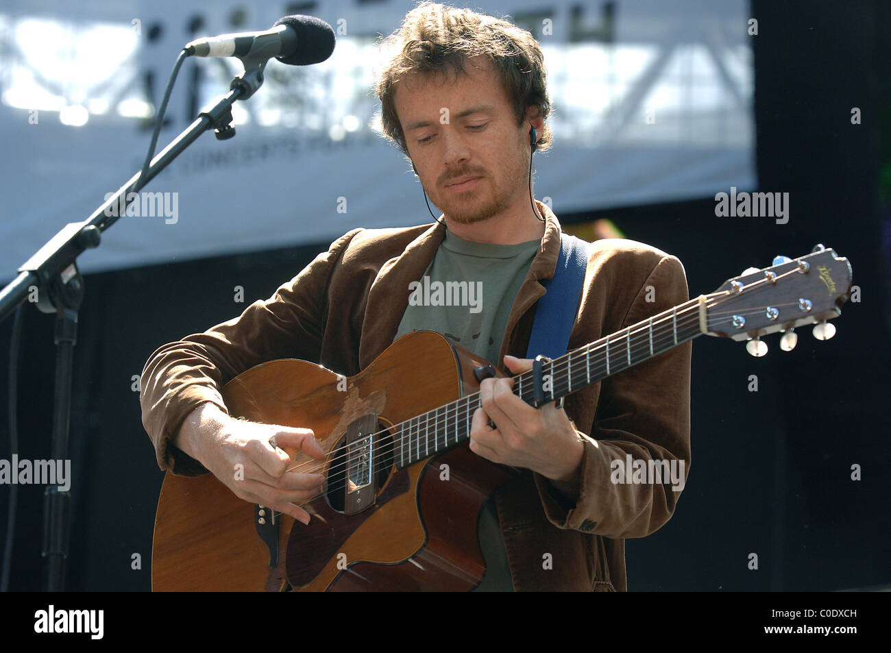 Damien rice live concert hi-res stock photography and images - Alamy