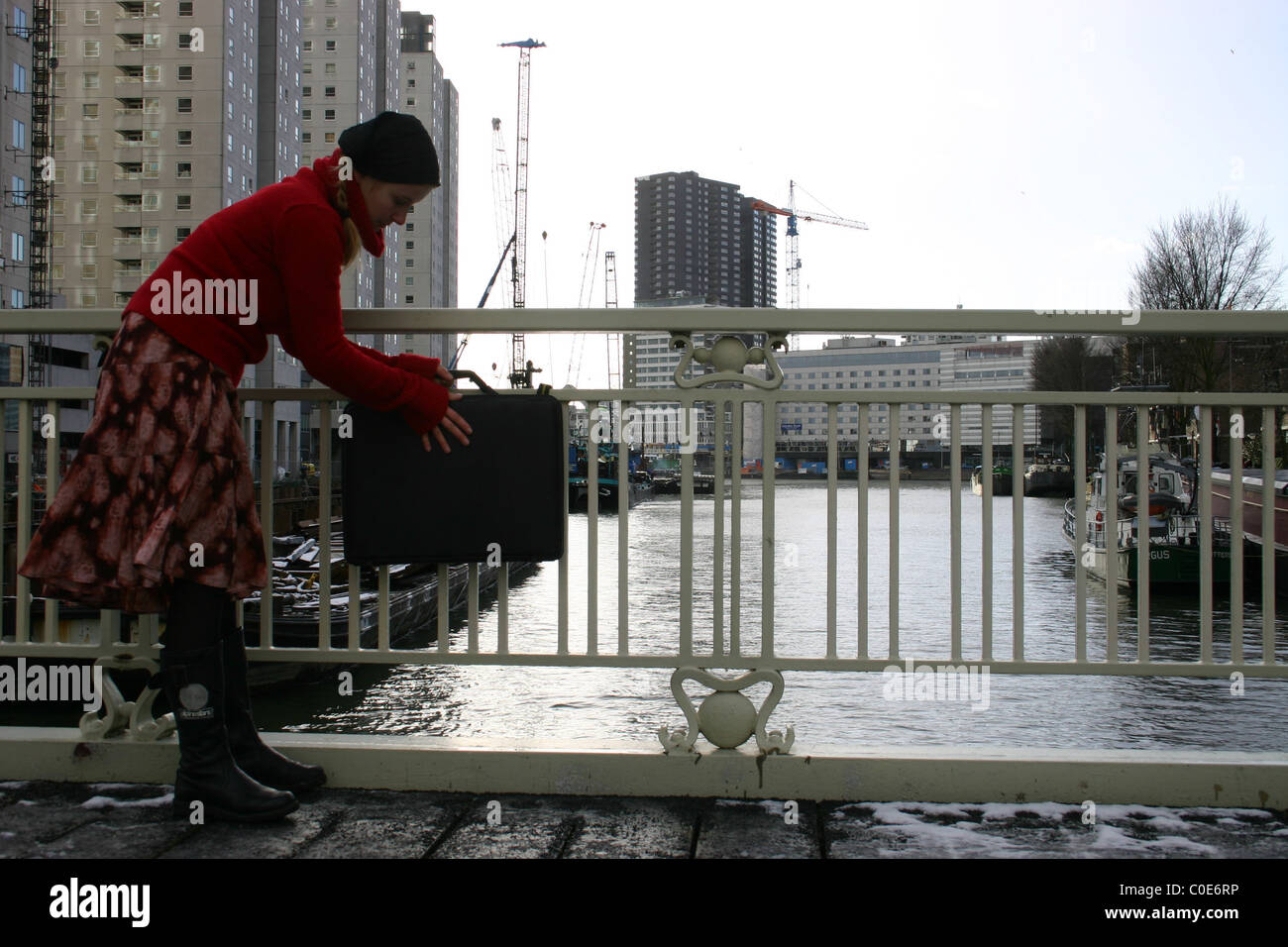A CASE FOR A BRIEF BREAK A briefcase has been invented to allow its