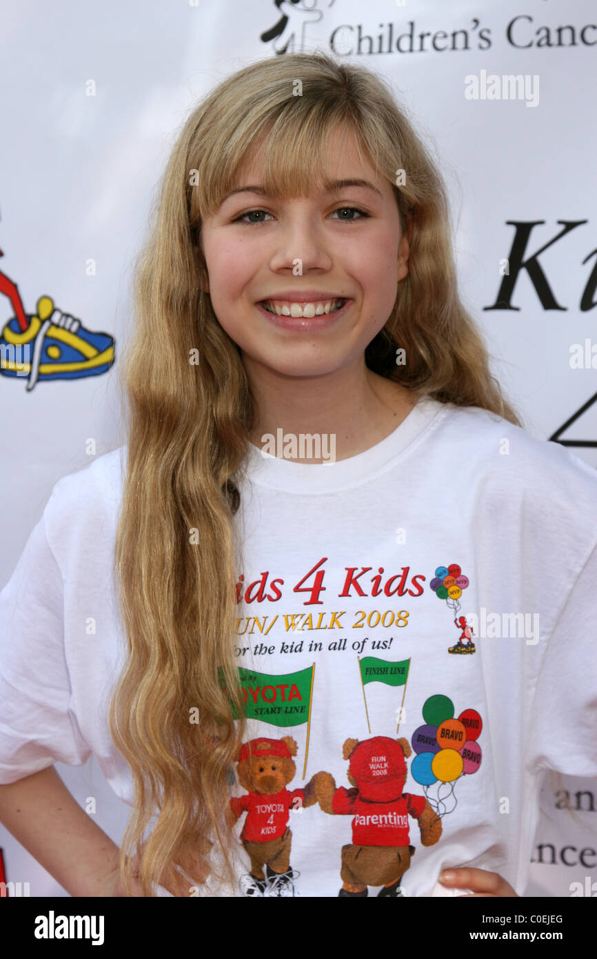 Jennette Mccurdy Toyota Presents 3rd Annual Kids 4 Kids 5k Run Walk Century City California 27 04 08 Stock Photo Alamy