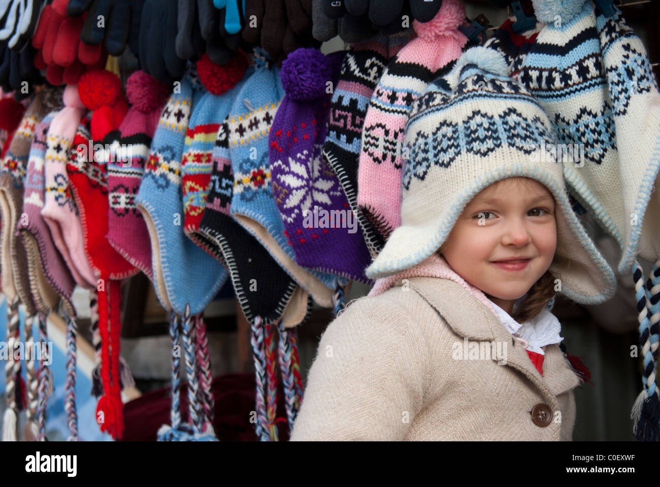 White hats hi-res stock photography and images - Alamy