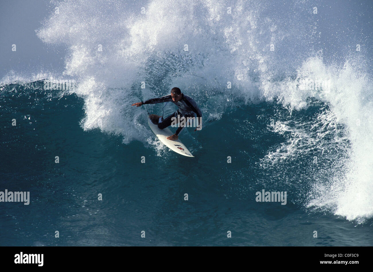 Kelly Slater surfing at Winkipop, Victoria, Australia, 1998 Stock Photo Alamy