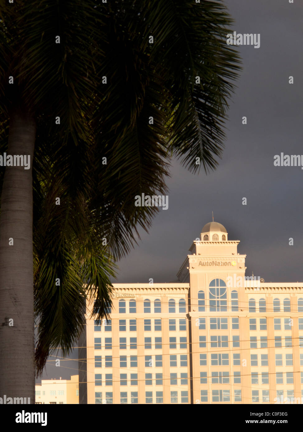 High rise building in Fort Lauderdale Stock Photo Alamy