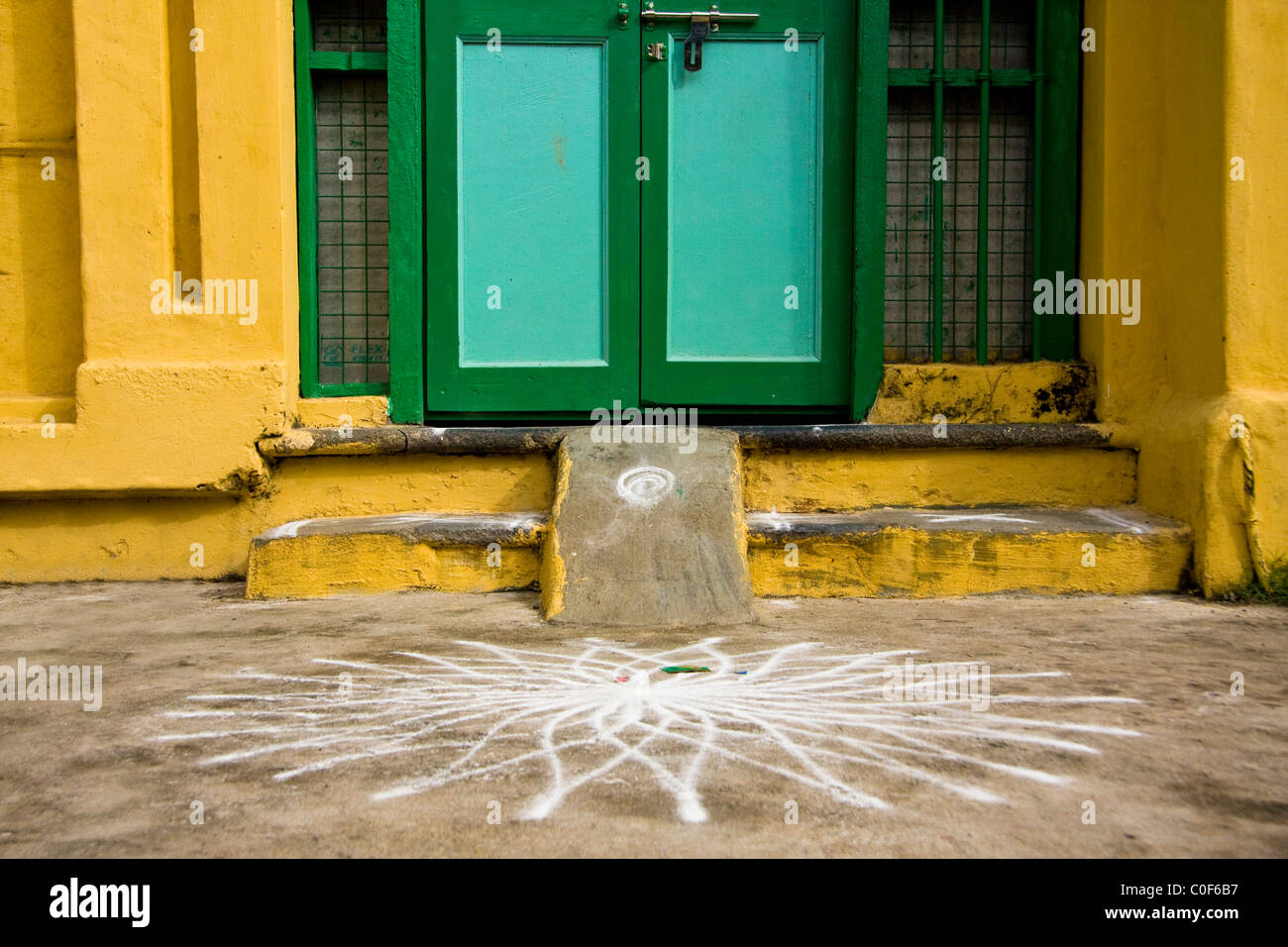 pix Yellow House With Green Door alamy