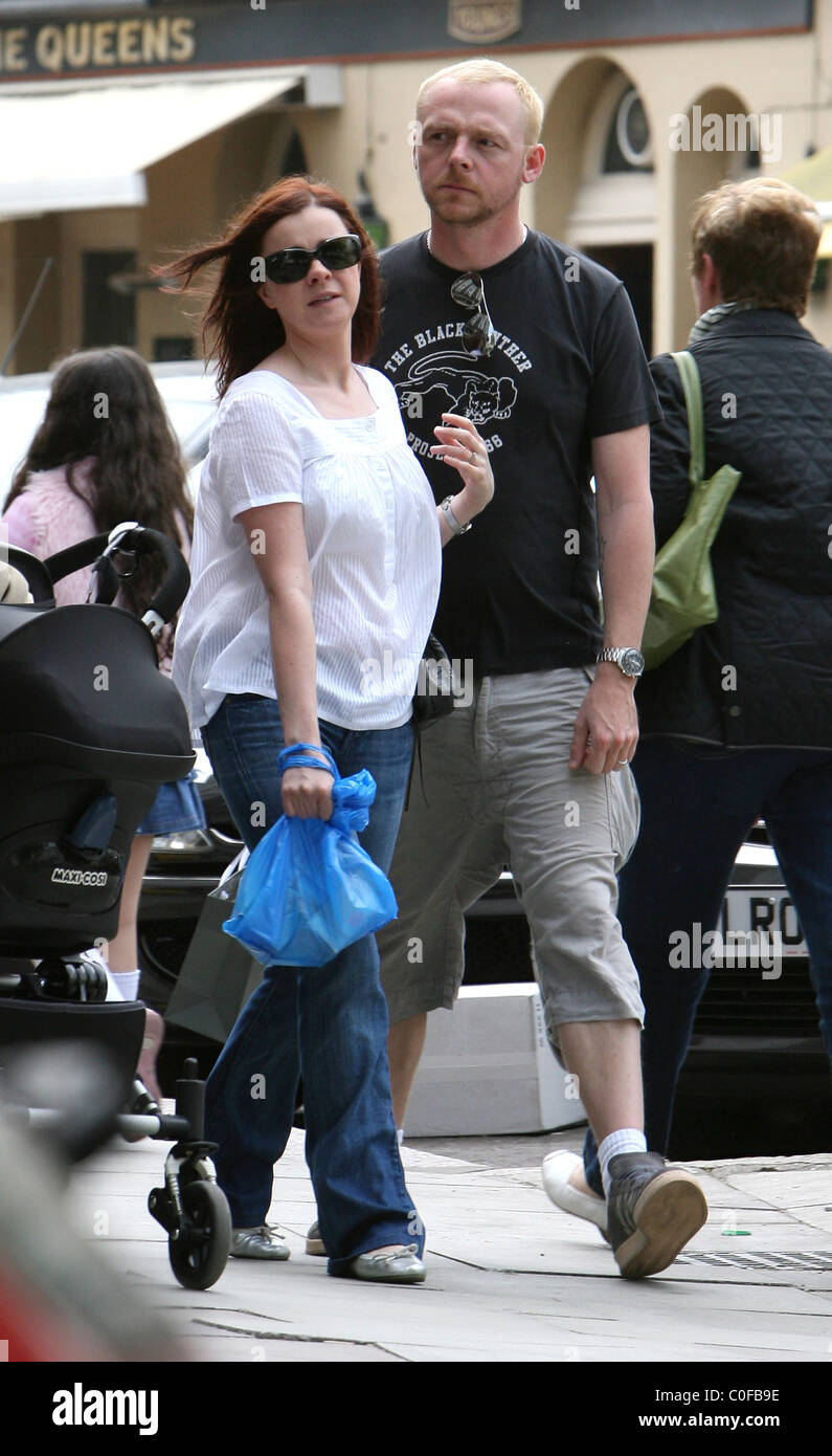 Simon pegg and wife maureen pegg hires stock photography and images