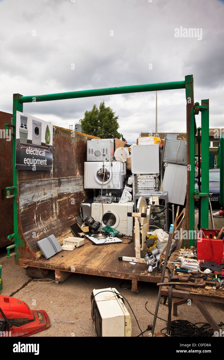 Recycling electrical equipment in a recycling center Stock Photo Alamy