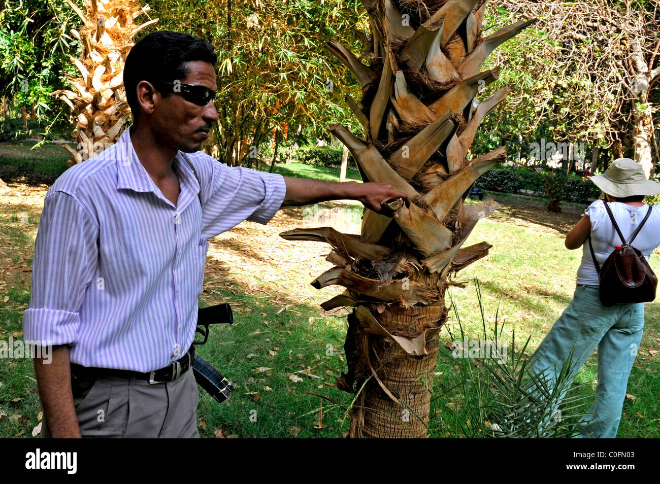 Security in Egypt, tourism site, armed guard Stock Photo Alamy