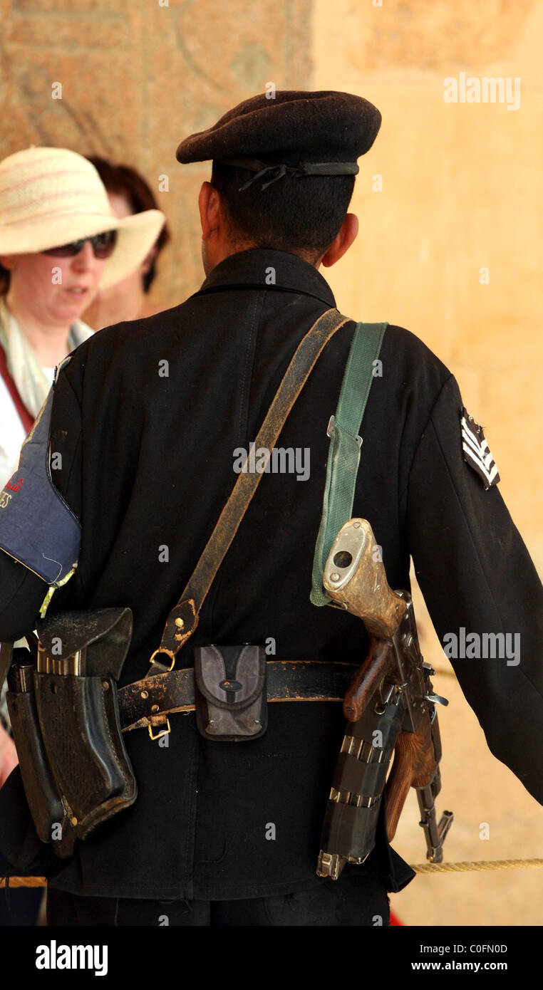 Security in Egypt, tourism site, armed guard Stock Photo Alamy