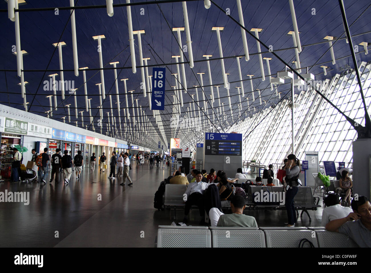 Shanghai airport hi-res stock photography and images - Alamy
