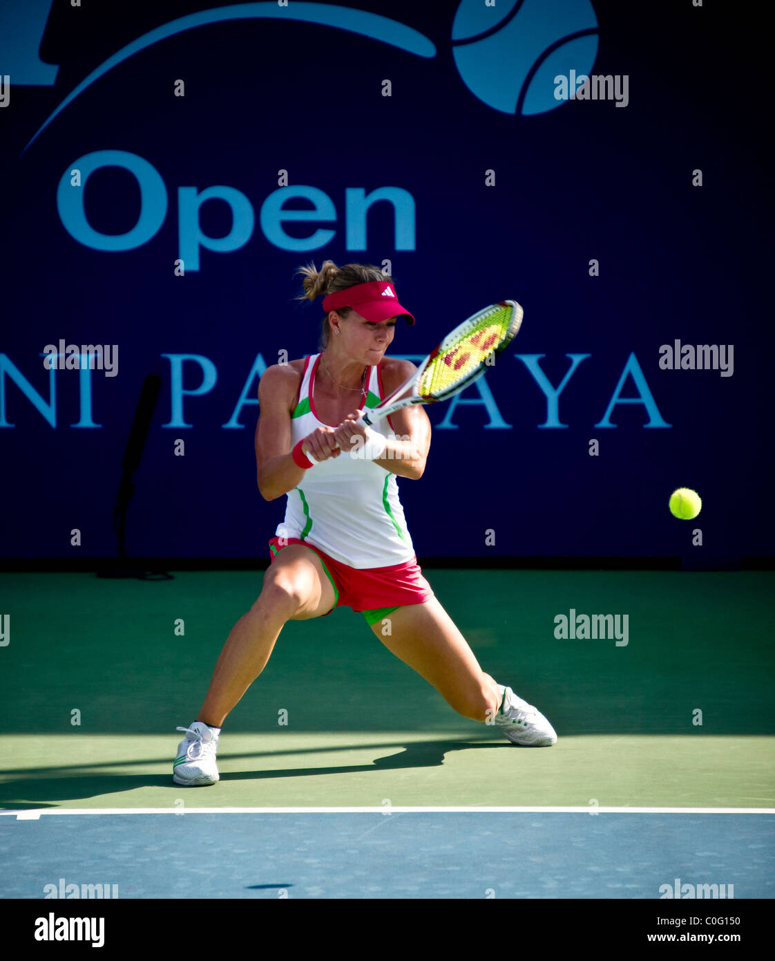 Maria Kirilenko (RUS) plays in the second round against Galina Voskoboeva (KAZ) at PTT Pattaya Open, Pattaya, Thailand Stock Photo