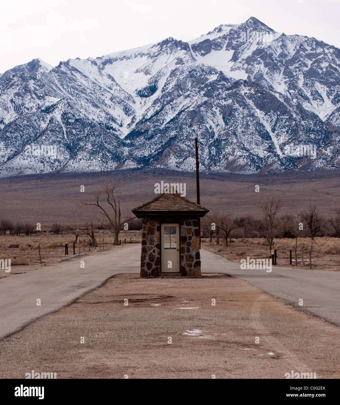 Guard shack at entrance to Manzanar National Historic Site Stock Photo