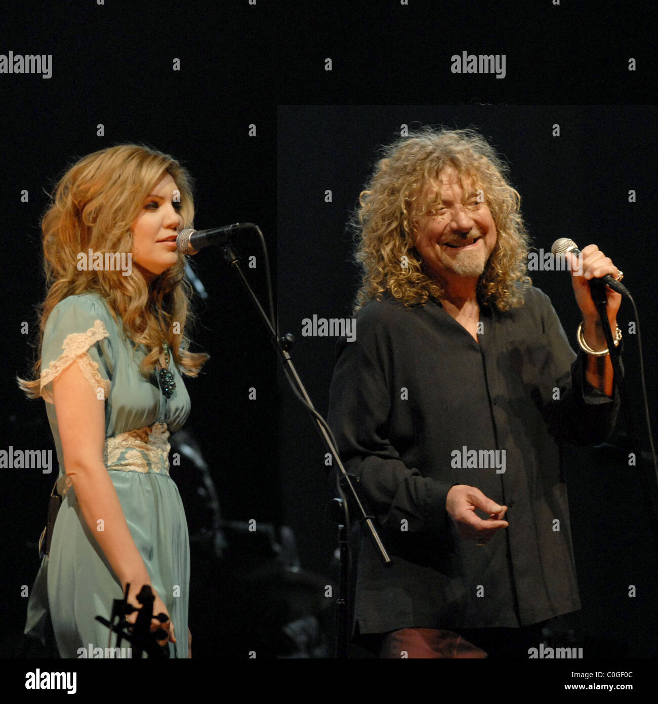 Robert Plant and Alison Krauss performing in concert at