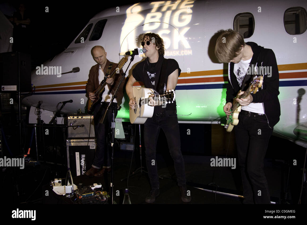 Johnny Borrell Razorlight perform a special gig for 'The Big Ask' as ...