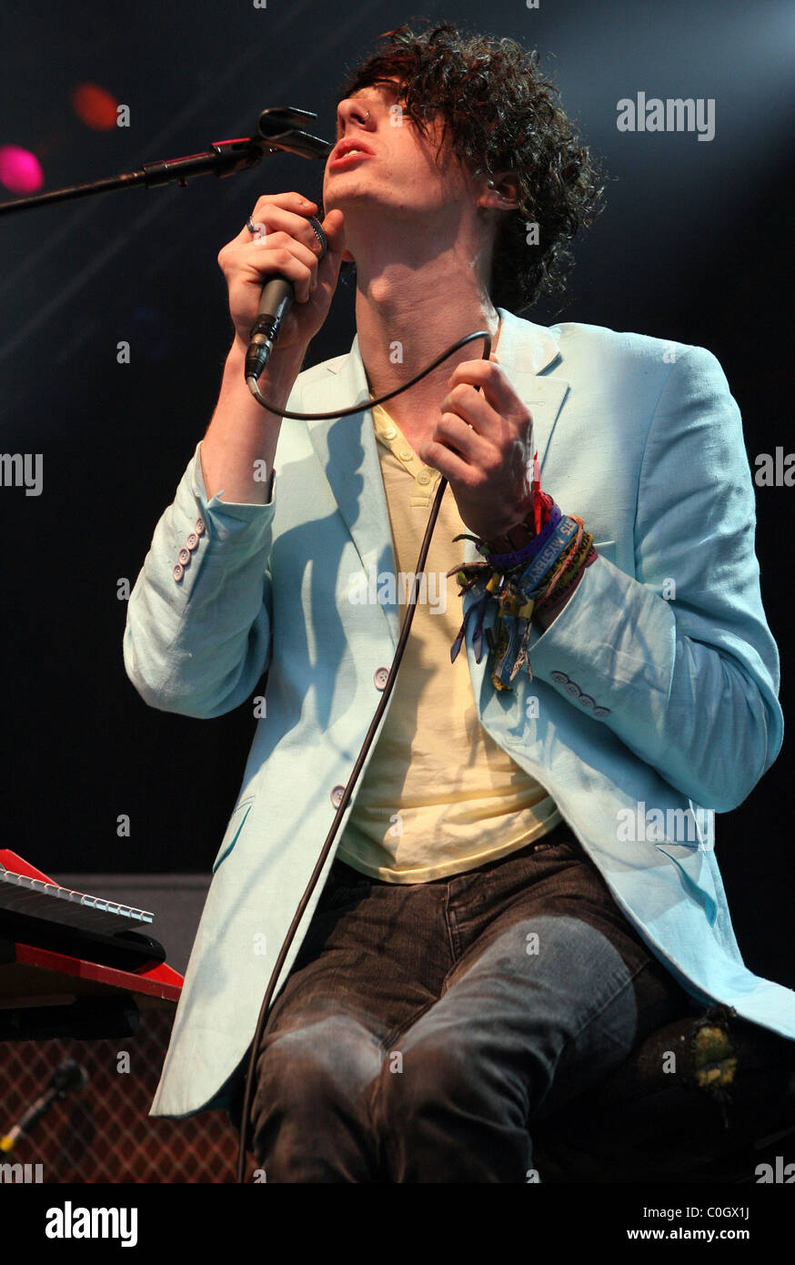 Blaine Harrison of the Mystery Jets performing at the 'Live in Music 2008' at Sherwood Pines Forest Park, Clipstone Stock Photo