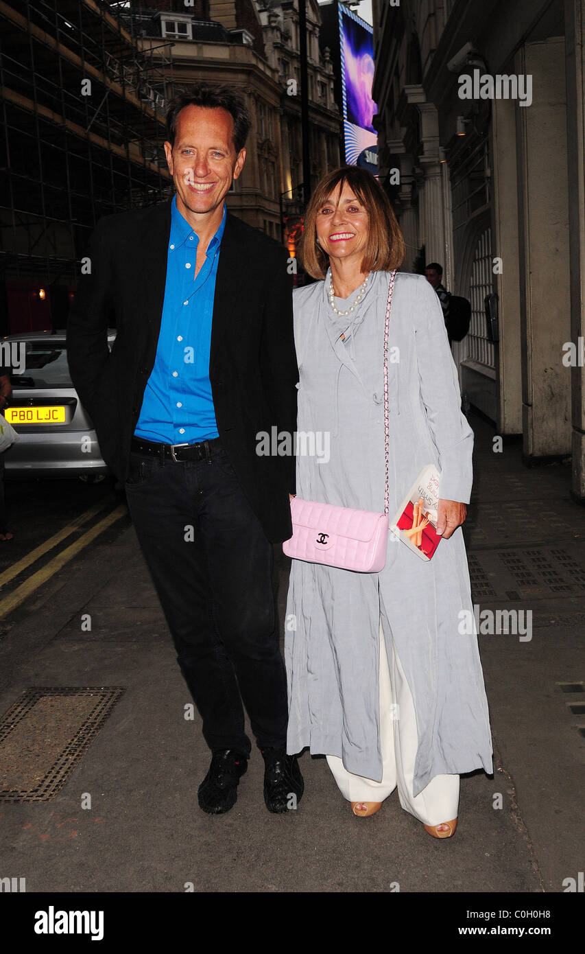 Richard e grant wife hi-res stock photography and images - Alamy