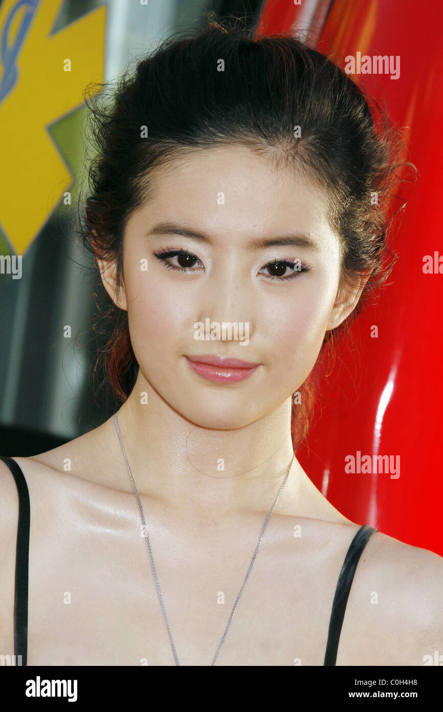 Yifei Liu 'Hancock' Los Angeles Premiere - Arrivals held at the Grauman's Chinese Theatre Hollywood, California USA - 30.06.08 Stock Photo