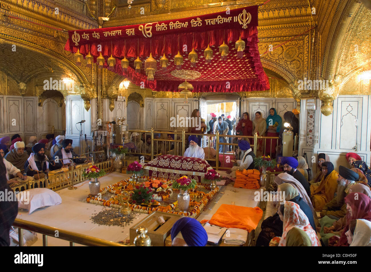 Reading The Granth Sahib Inside The Hari Mandir Divine Temple Golden Reading The Granth Sahib Inside The Hari Mandir Divine Temple Golden