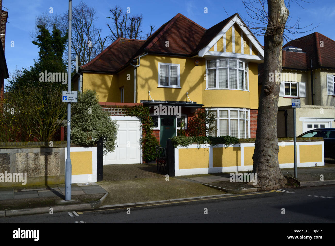 Surbiton surrey hires stock photography and images Alamy