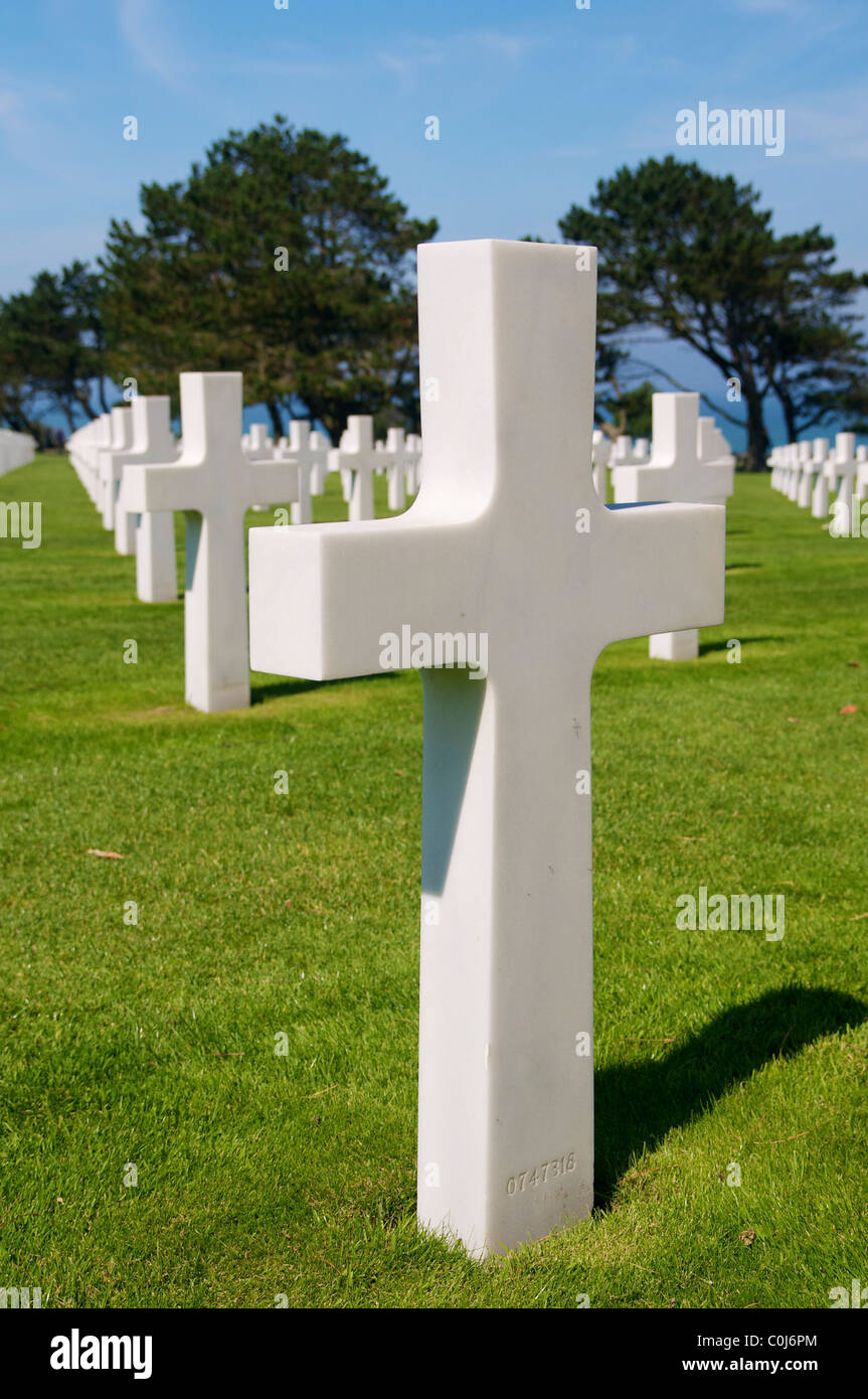 Crosses on the Normandy American Cemetery and Memorial World War II cemetery in Colleville-sur-Mer (Normandy, France). Stock Photo