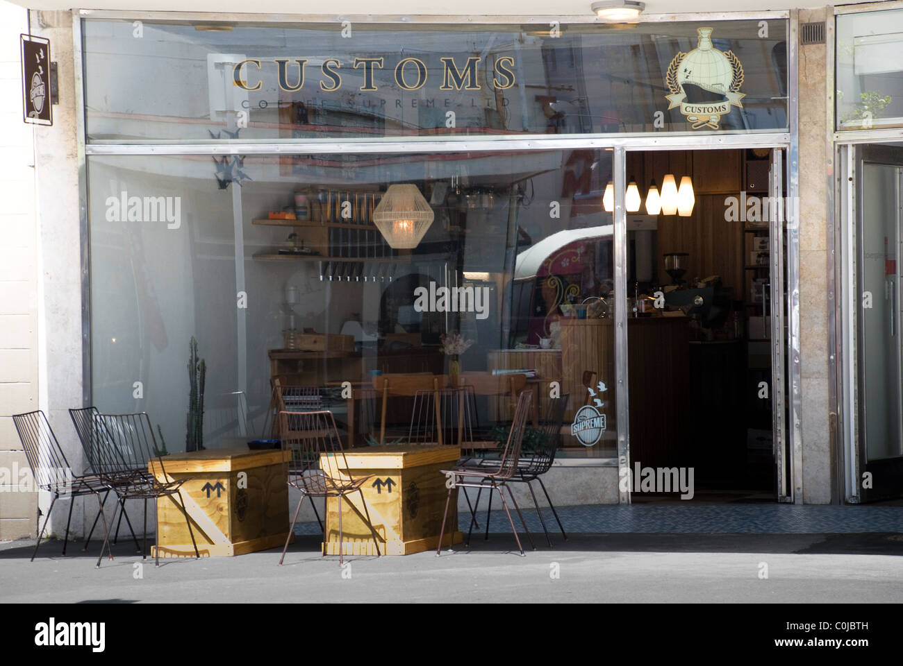 Customs Café / coffee shop, Cuba Street (Center of cafe culture),  Wellington, New Zealand Stock Photo