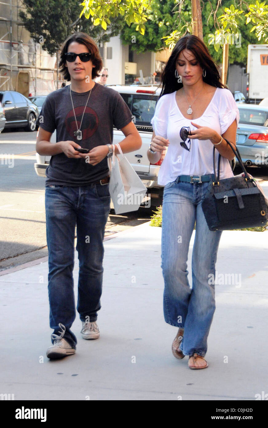 Latin Actress Sofia Vergara and her son walking along Robertson Blvd. Los  Angels, California - 24.07.08 Stock Photo - Alamy