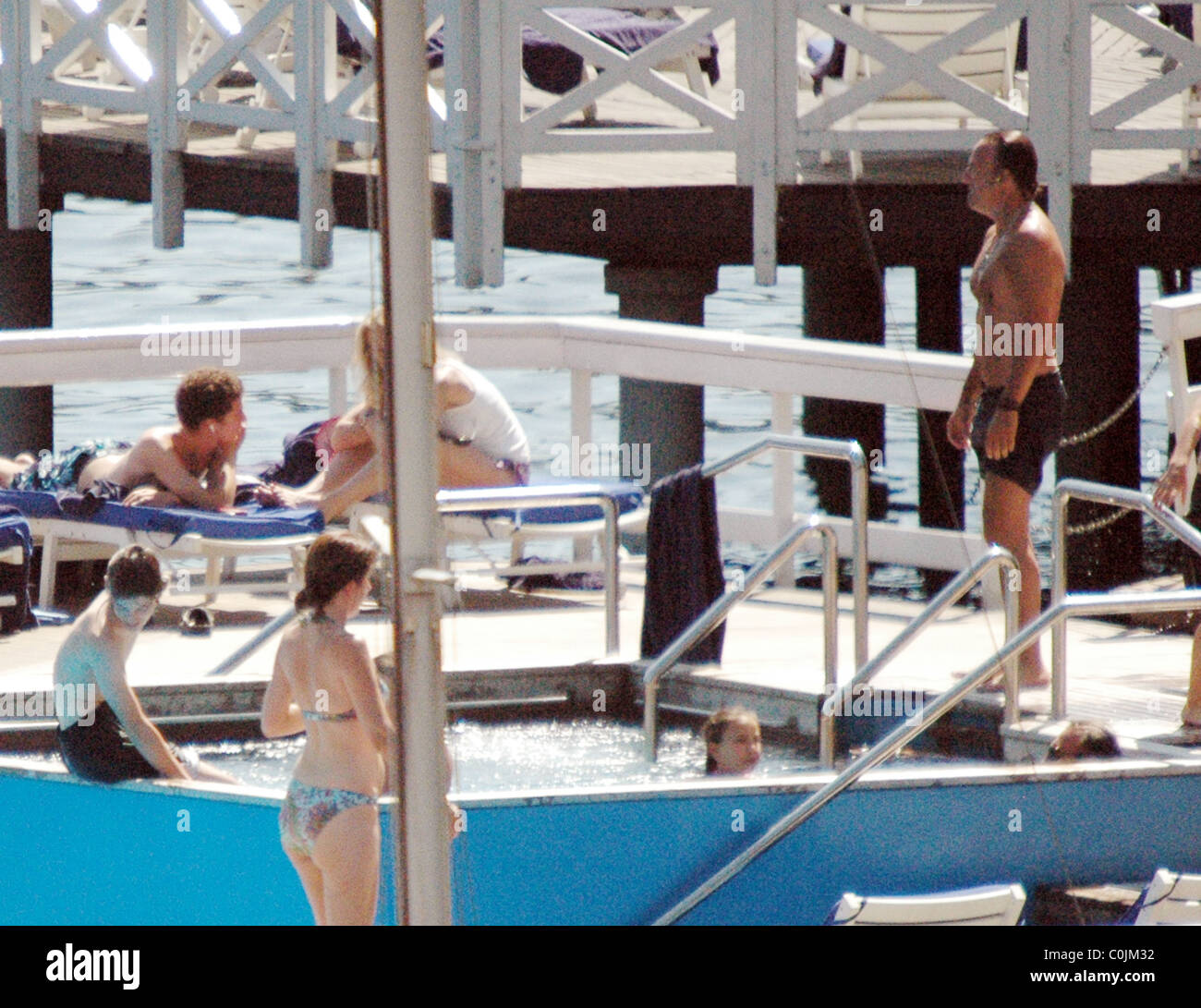 Bruce Springsteen on holiday with his wife Patti Scialfa and children  Cernobbio, Italy - 24.07.08 Stock Photo - Alamy
